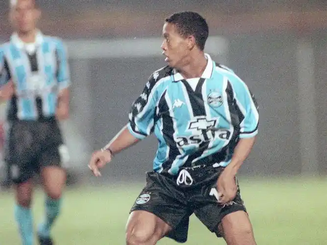 这条路上可 这条路上可